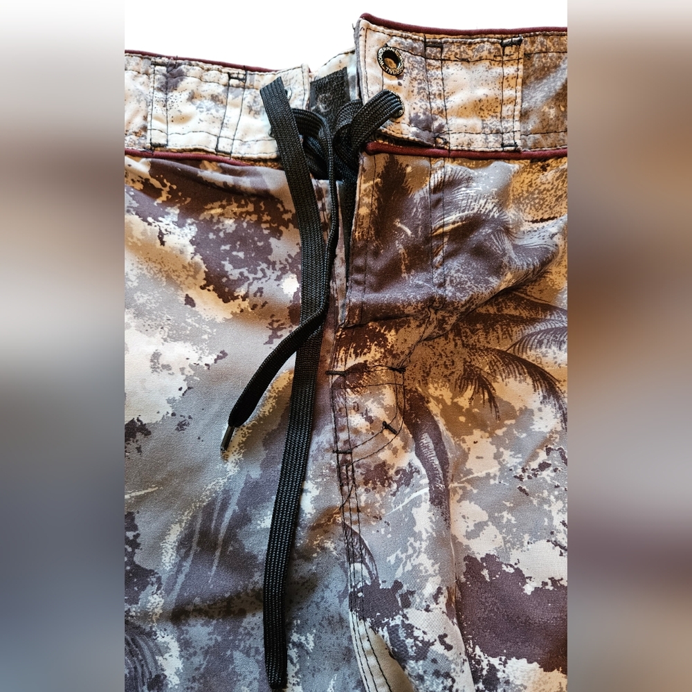 COPY - NWOT men's sized 42, Wonderwall board shorts by Steve & Barry's, palm tr… - Picture 6 of 11